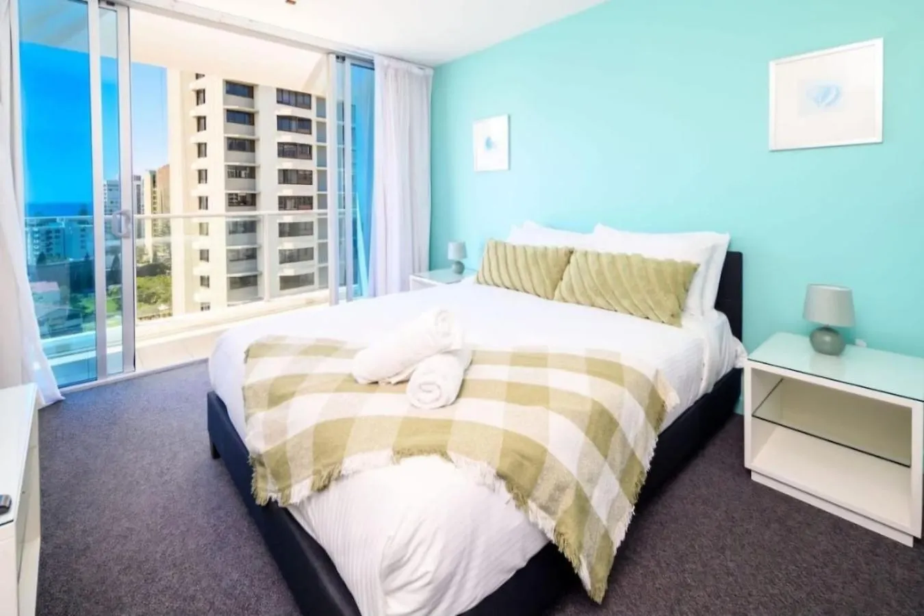 Holiday home Serenity In Surfers Ocean Views Wifi Parking Gold Coast